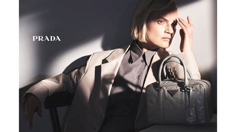 foto di prada|Prada .